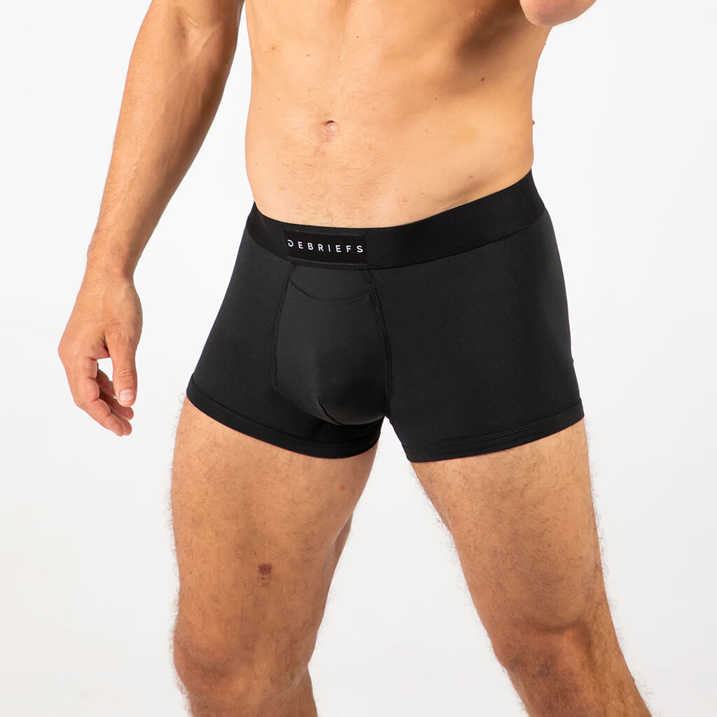 Man wearing Debriefs mens trunks underwear - black side